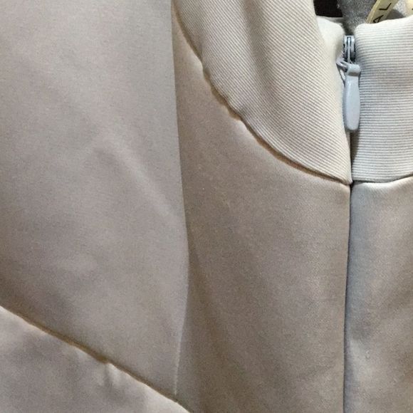 Sleeveless Round Neck Satin Faille W/ Back - Picture 10 of 11